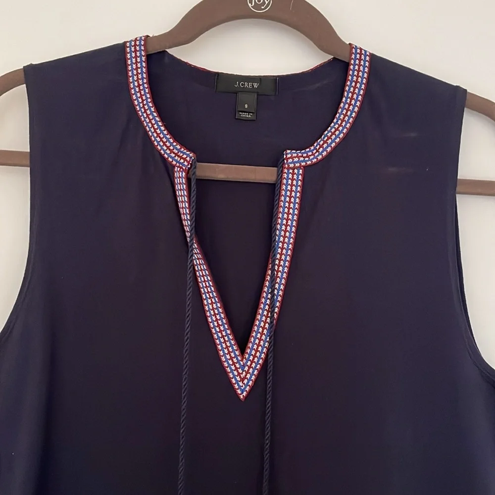 J-CREW SLEEVELESS TOP